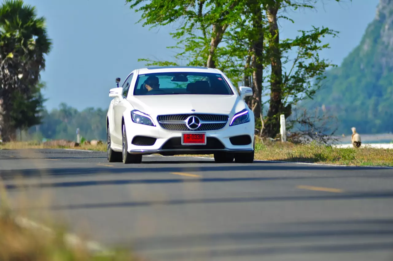 รีวิวทดสอบสปอร์ตซาลูนจอมหรู MERCEDES BENZ CLS250d AMG PREMIUM