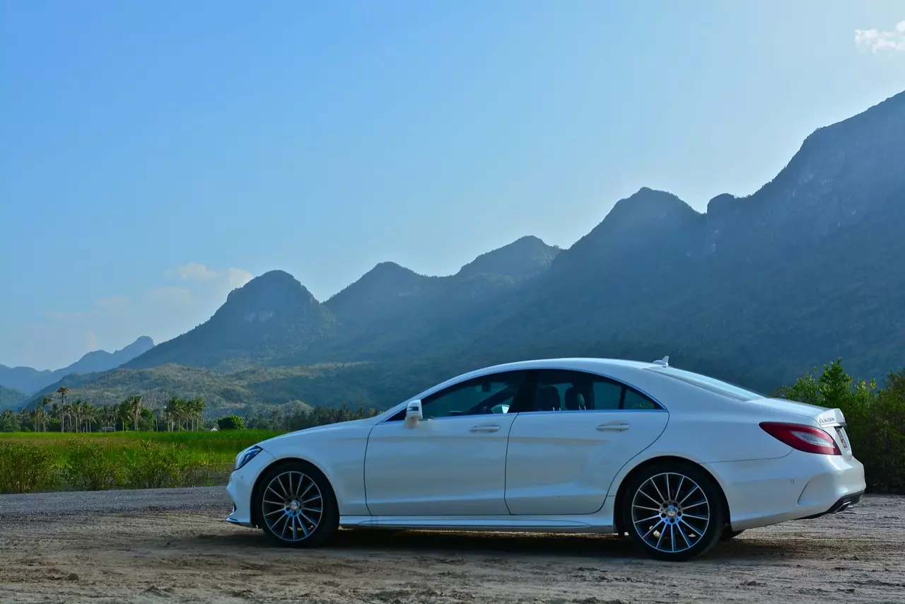 รีวิวทดสอบสปอร์ตซาลูนจอมหรู MERCEDES BENZ CLS250d AMG PREMIUM