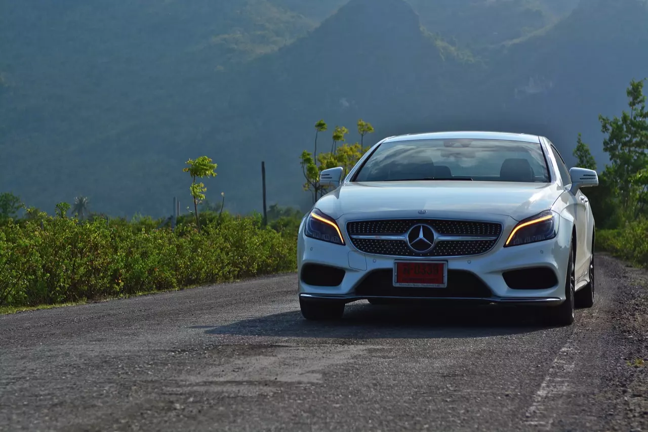รีวิวทดสอบสปอร์ตซาลูนจอมหรู MERCEDES BENZ CLS250d AMG PREMIUM