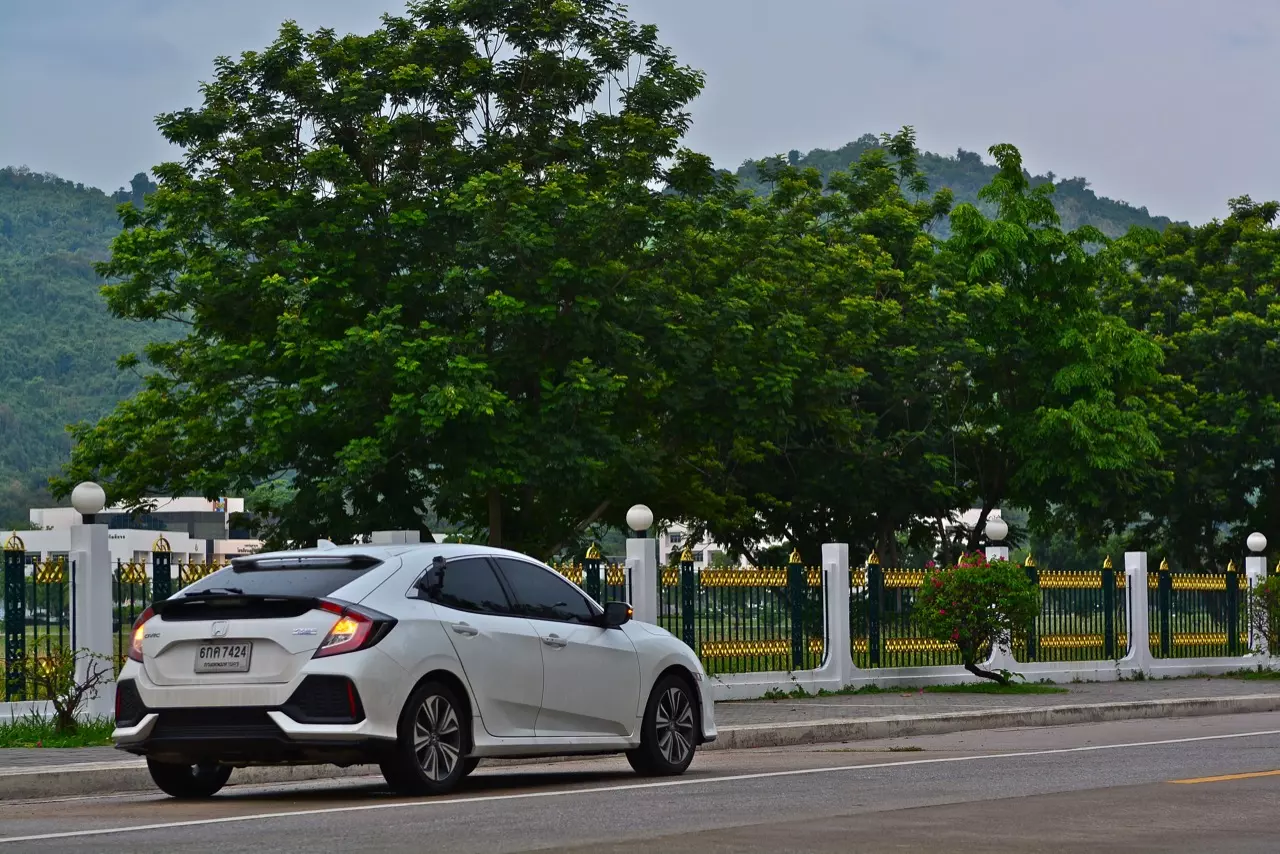 HONDA CIVIC HATCHBACK 1.5 TURBO