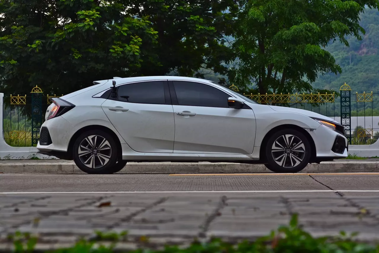 HONDA CIVIC HATCHBACK 1.5 TURBO