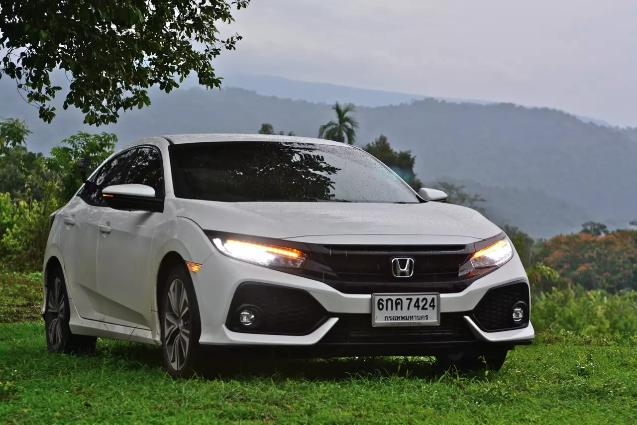 HONDA CIVIC HATCHBACK 1.5 TURBO