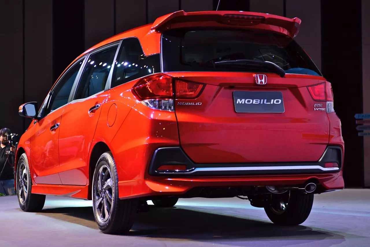 มาแล้ว รุ่นและราคา HONDA MOBILIO เวอร์ชั่นปรับโฉมไมเนอร์เชนจ์ 2017