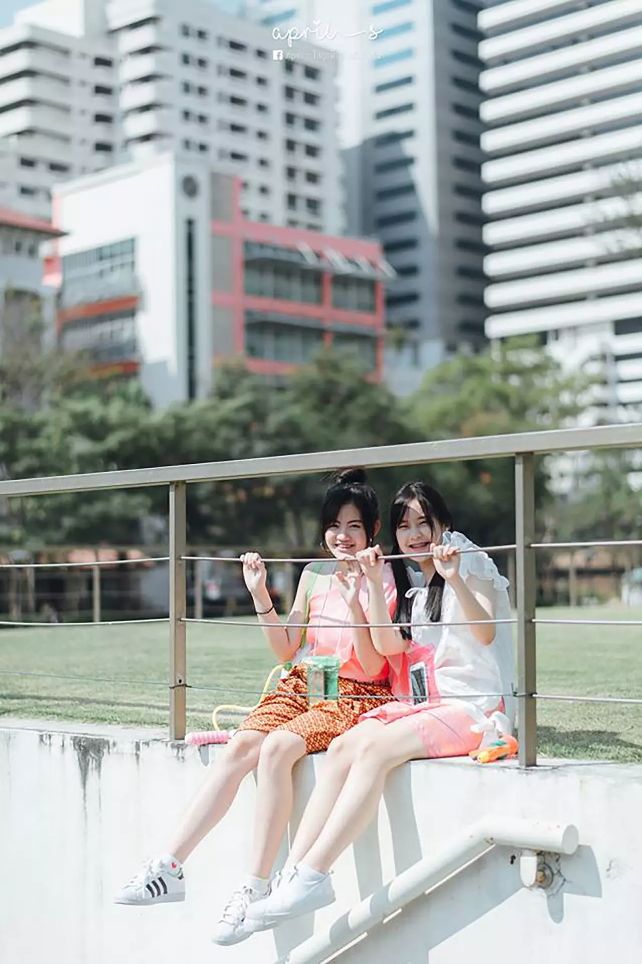 น่ารัก ไม่โป๊! แชร์กระจายรับสงกรานต์ ภาพสาวน้อยใส่ชุดไทย ใสๆวัยรุ่นชอบ