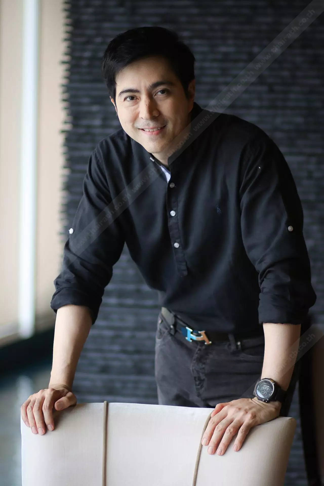 แซม ยุรนันท์ เผยเหตุผลลาวงการ? รู้ซึ้งไทยมองดาราเป็นแค่สินค้า