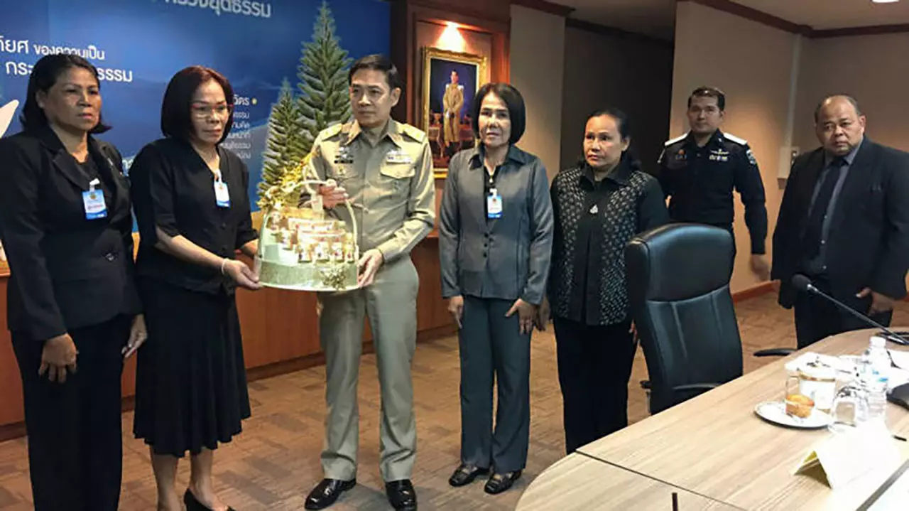 เปิดใจ 4 แม่พิมพ์ ติดคุก ถูกปลด นอนผวา! อ้างเป็นแพะคดีให้การเท็จ