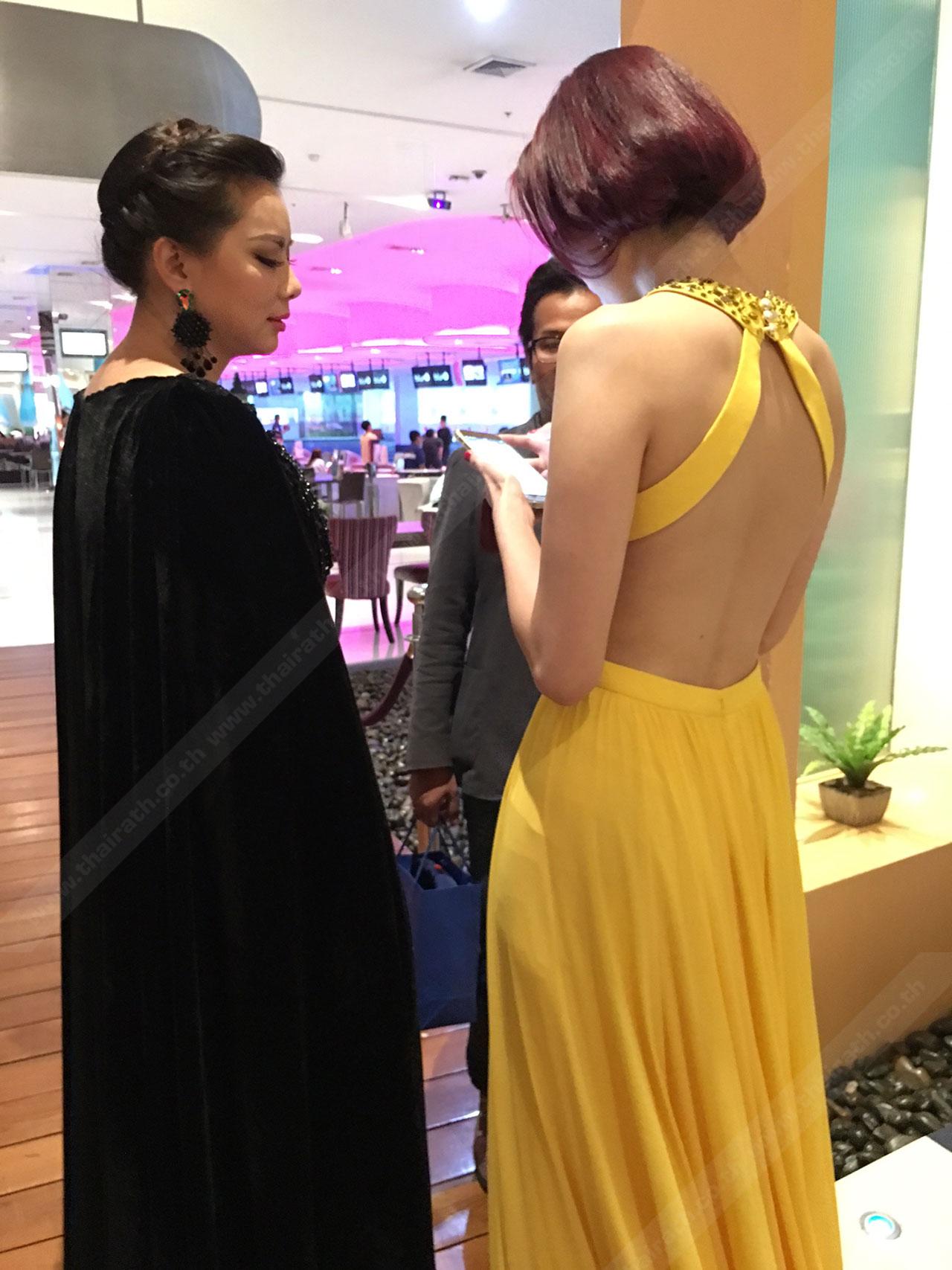 บุ๋ม ปนัดดา กับ วิว พงศ์ชนก กันกลับ มิสไทยแลนด์เวิลด์ Miss Thailand World 2009