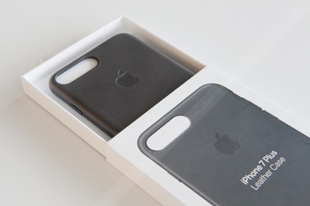 เคสแบบหนัง มาในสีดำเท่ๆ ชิ้นนี้ต้องซื้อเพิ่ม