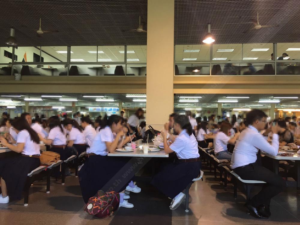 ดราม่า ศึกชิงที่นั่งโรงอาหารอักษรฯ จุฬาฯ