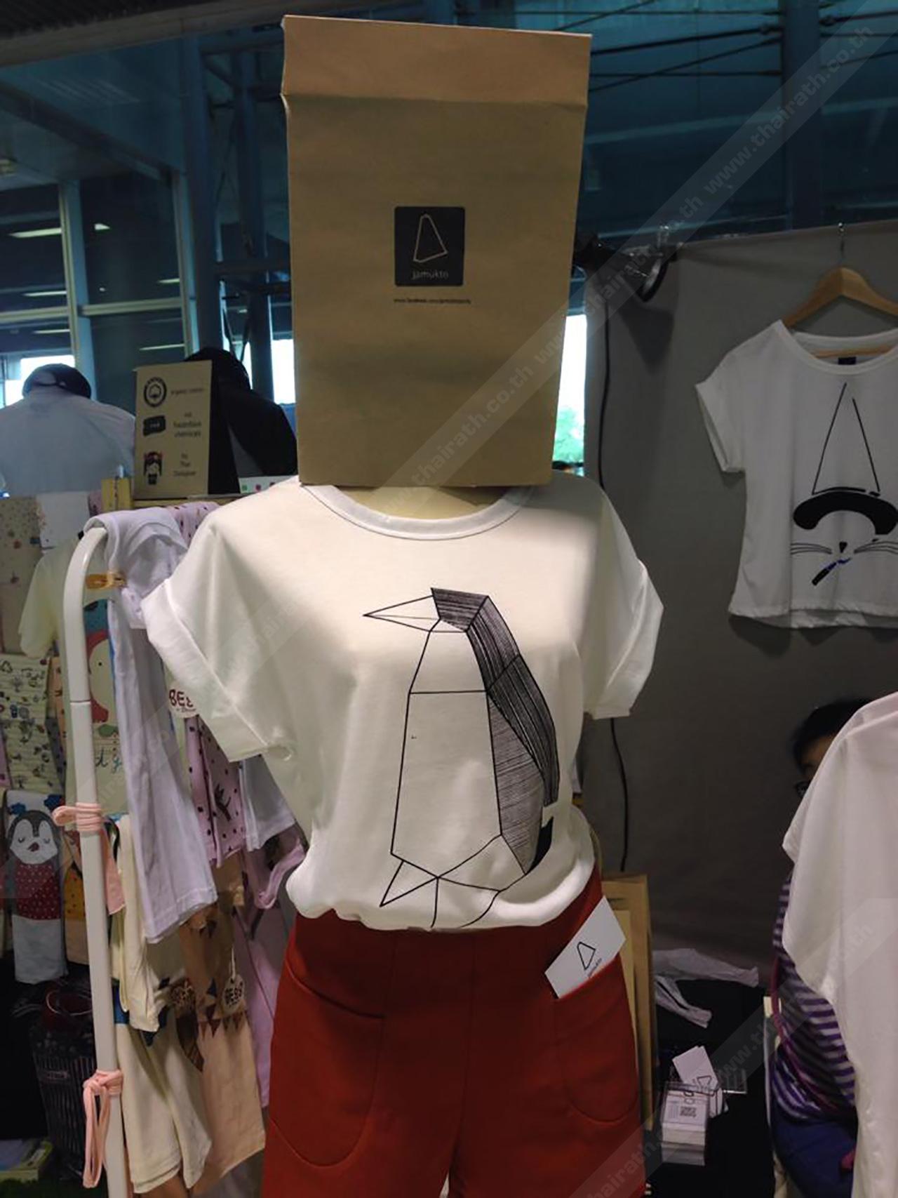 เสื้อยืดลายสวยๆชิคๆ
