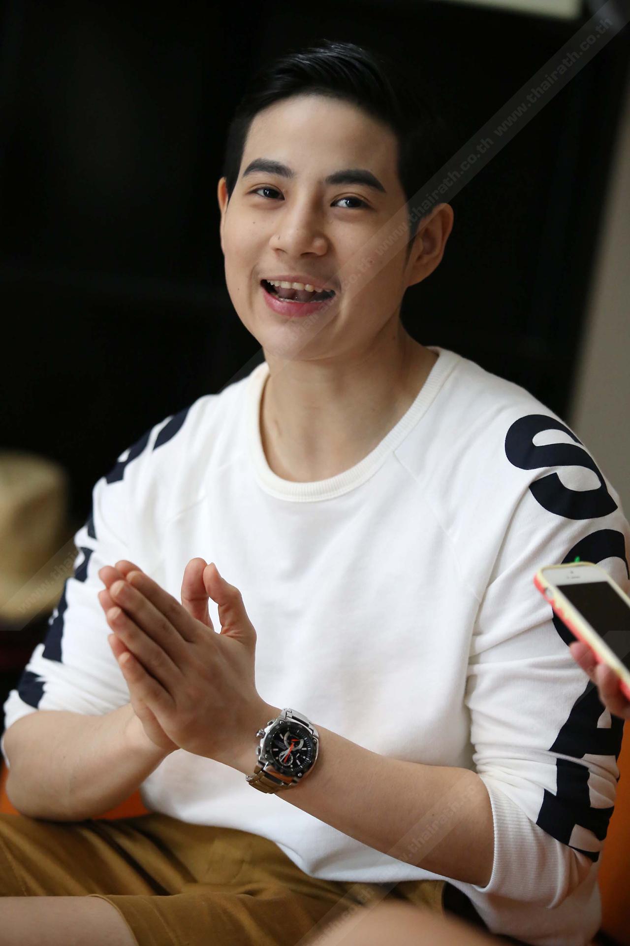 แบบเผลอๆ