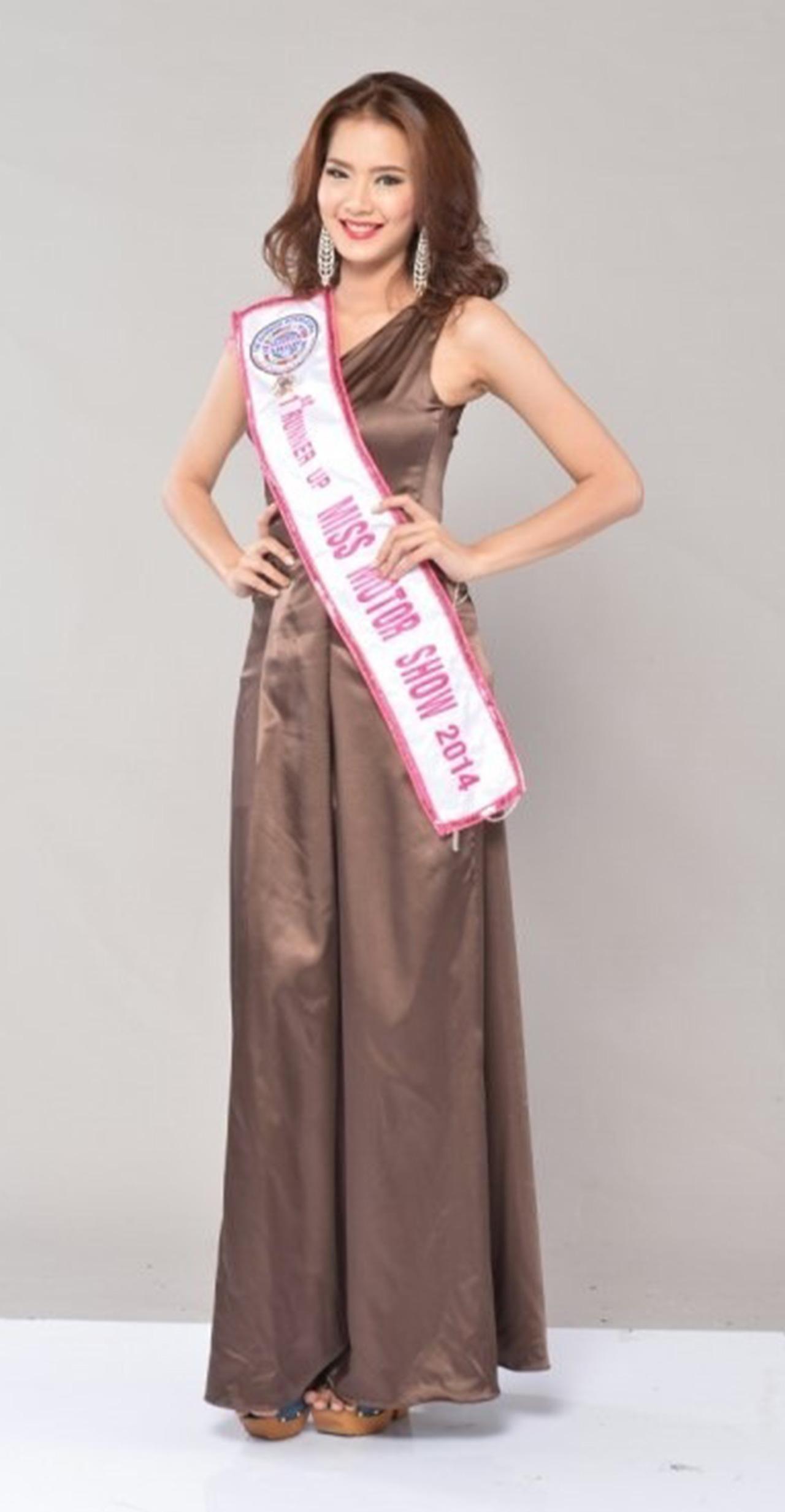มิ้นท์ ชรินทร นันทะ ตำแหน่งรองอันดับ 1 มิสมอเตอร์โชว์ Miss Motor Show 2014