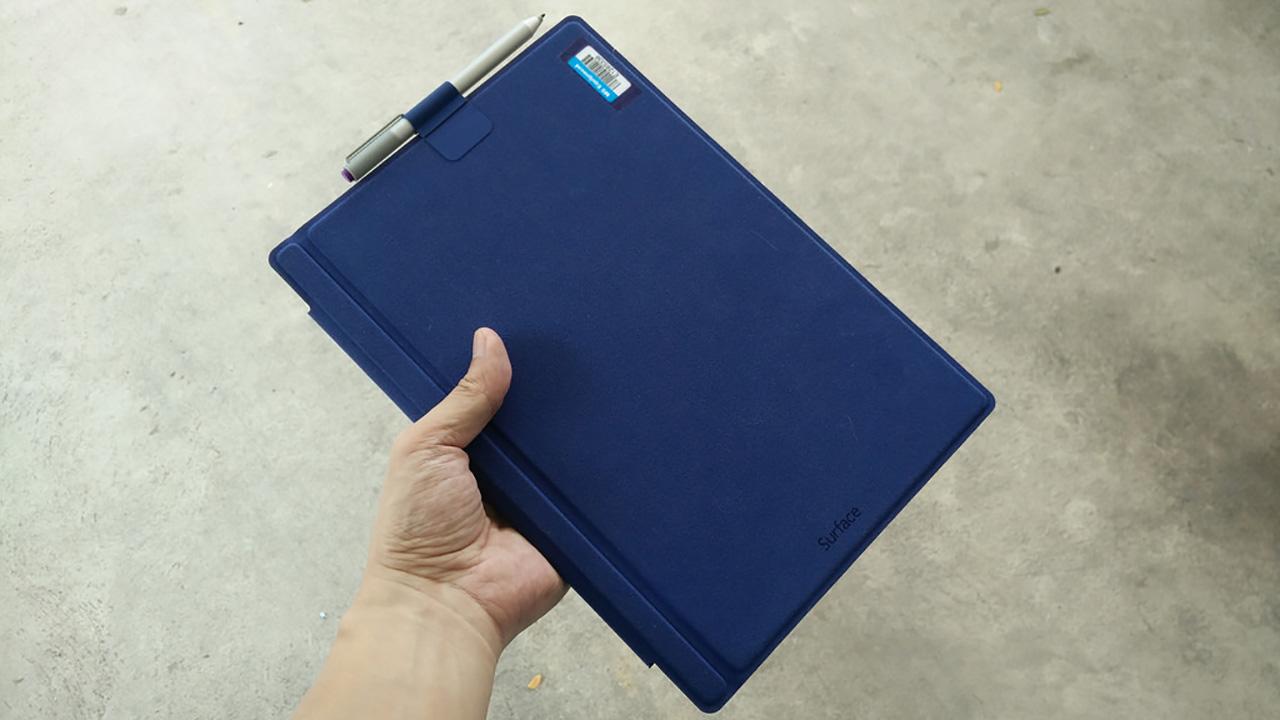 Microsoft Surface Pro 3 พร้อม Type cover