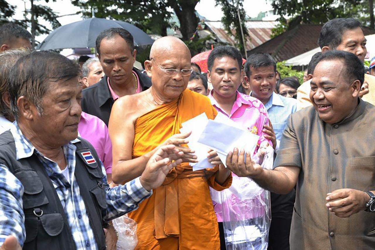 พระสุเทพ อดีตเลขาธิการกปปส.