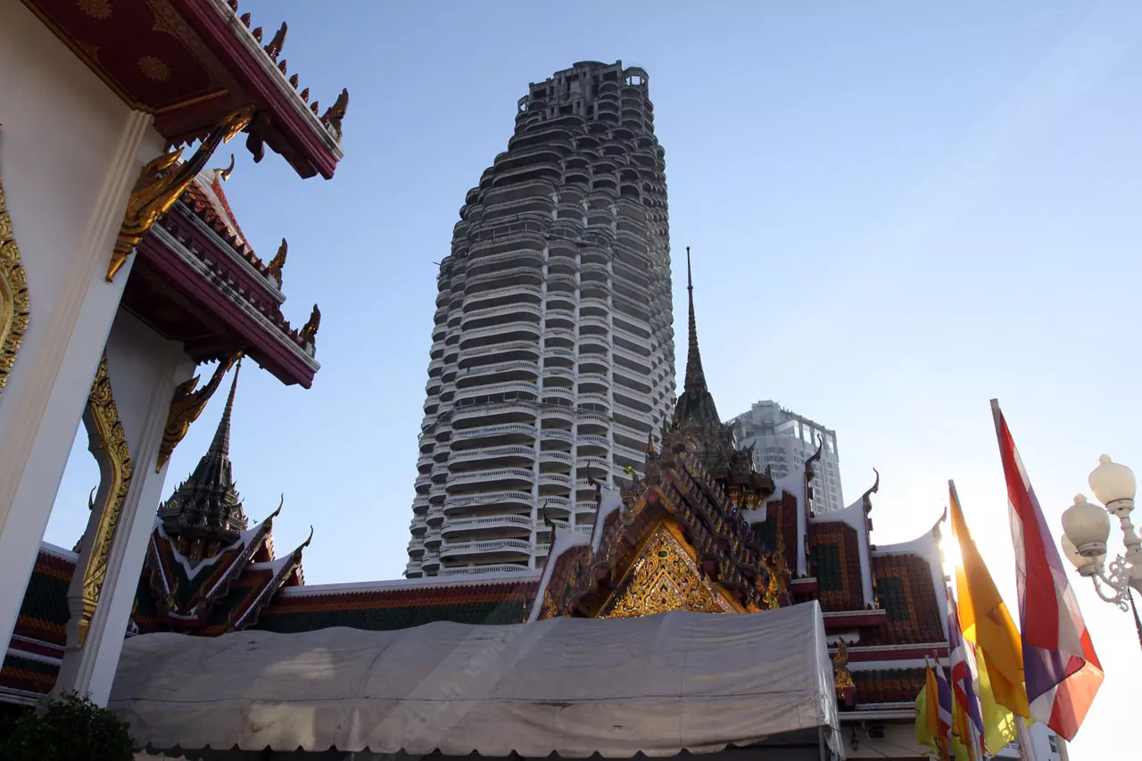 ตึกร้างพันล้าน สาธร ยูนีค EP.3 ไขรหัสปรับฮวงจุ้ย เสริมบารมี ฟื้นที่ดินทำเลทอง