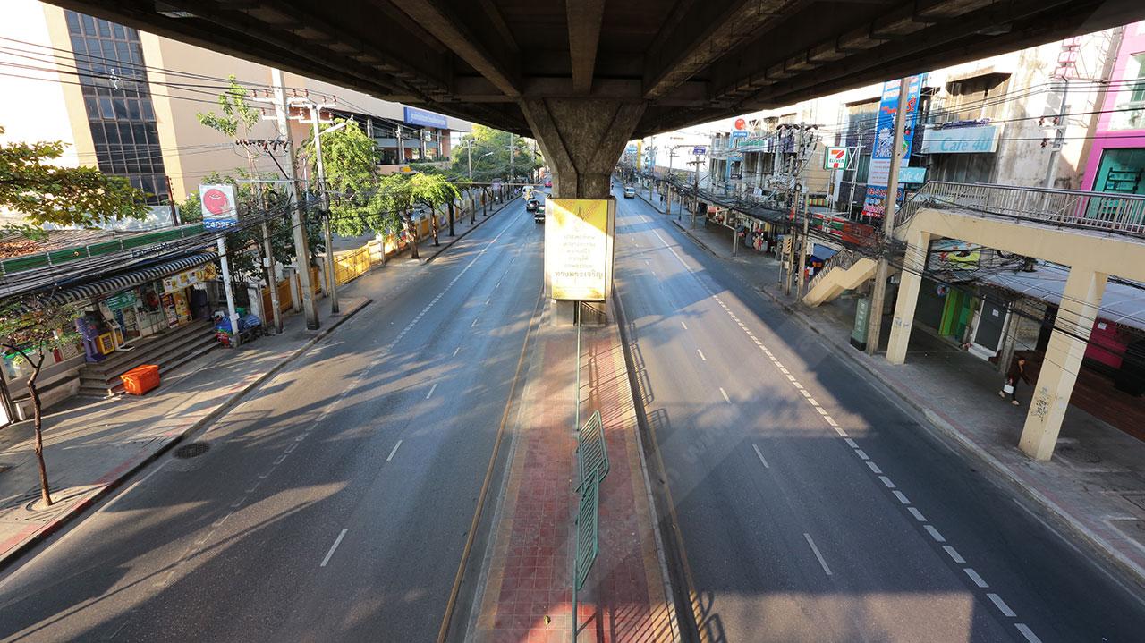 รามคำแหงถนนคล้ายกับร้างรถ