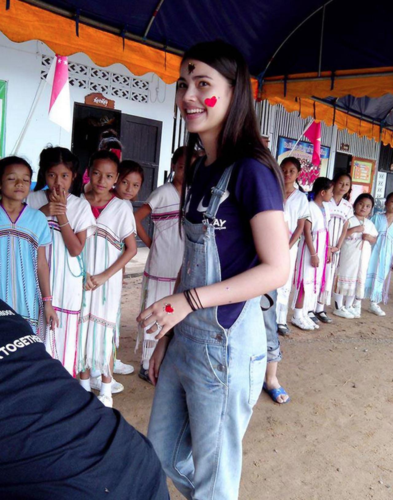 น่ารักเป็นธรรมชาติ ขอบคุณภาพจาก แฟนคลับญาญ่า ในพันทิป
