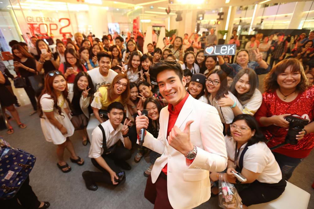 อาเล็ก ธีรเดช