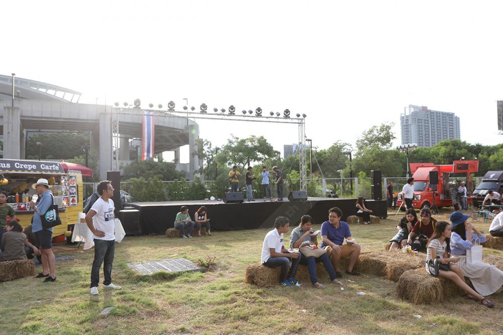 โซนเวทีการแสดง