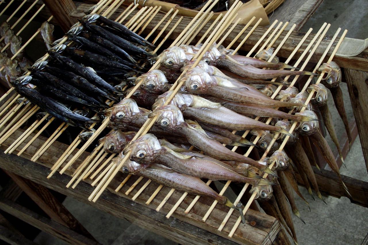ปลาทะเลตากแห้ง มักเอามาย่าง ทานเป็นมื้อเช้า