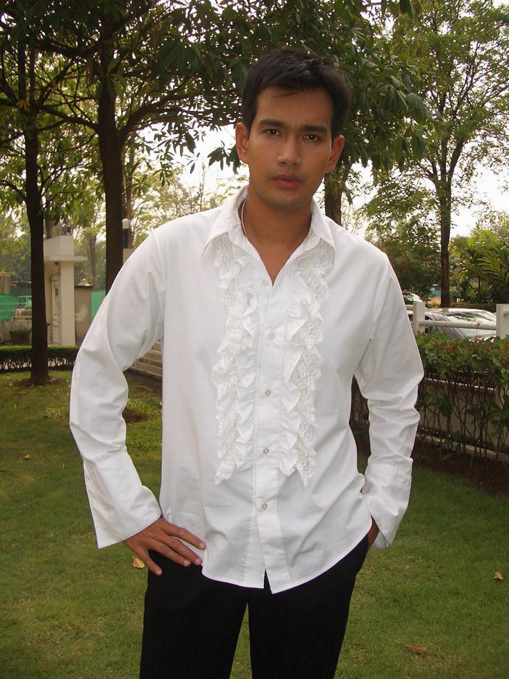 หล่อ ไทย เข้ม สไตล์พระเอกช่อง 7