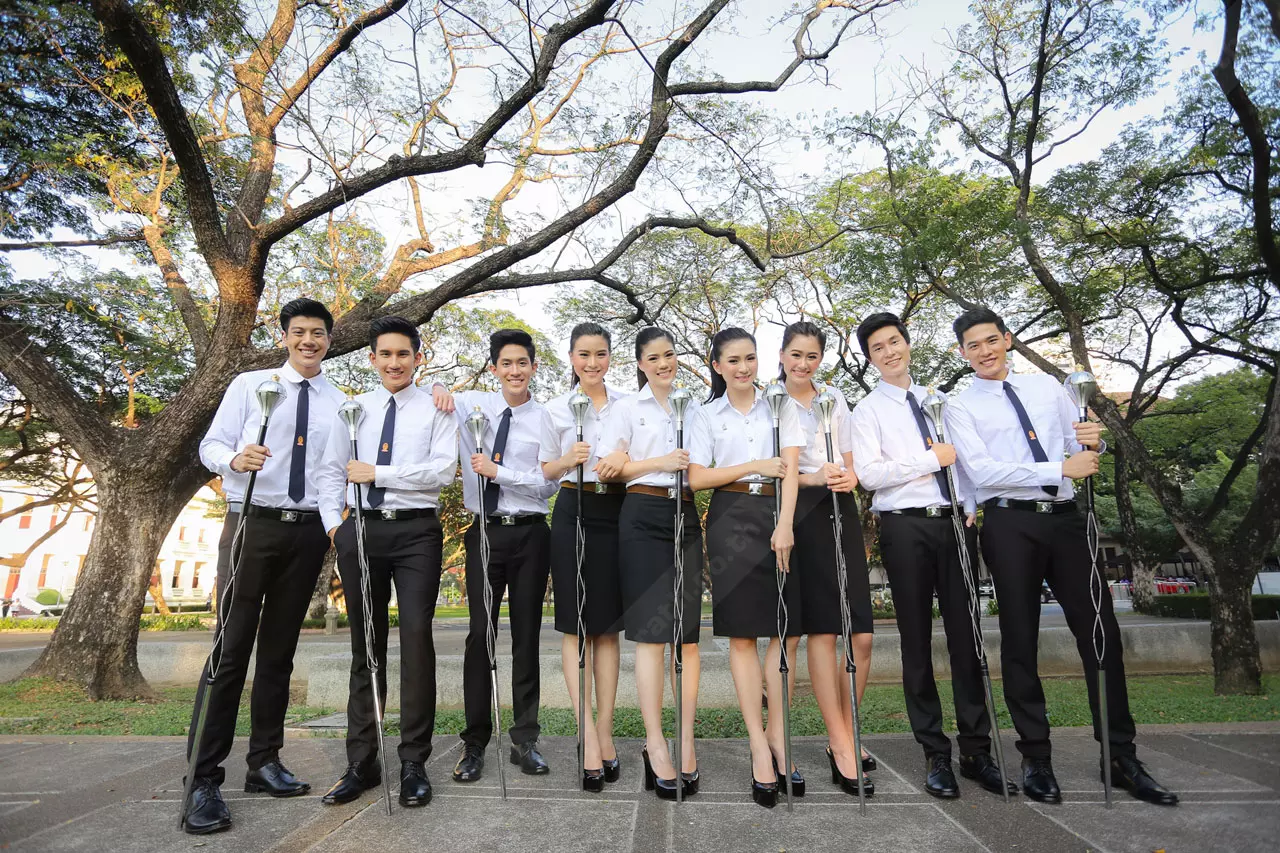 ไม่ได้มาเล่นๆ เปิดตัว '9 จุฬาฯ คทากร' สวย หล่อ เป๊ะ งานฟุตบอลประเพณีฯ ครั้งที่ 71 