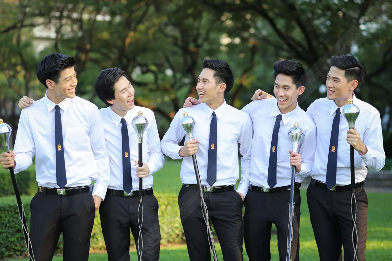 ไม่ได้มาเล่นๆ เปิดตัว '9 จุฬาฯ คทากร' สวย หล่อ เป๊ะ งานฟุตบอลประเพณีฯ ครั้งที่ 71 