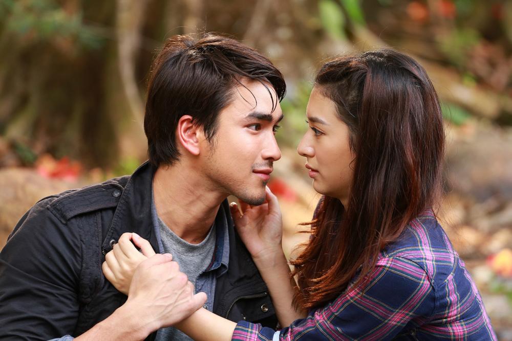 สาวๆ หลายคน คงอยากมองตากับนายสิงห์แน่นอน