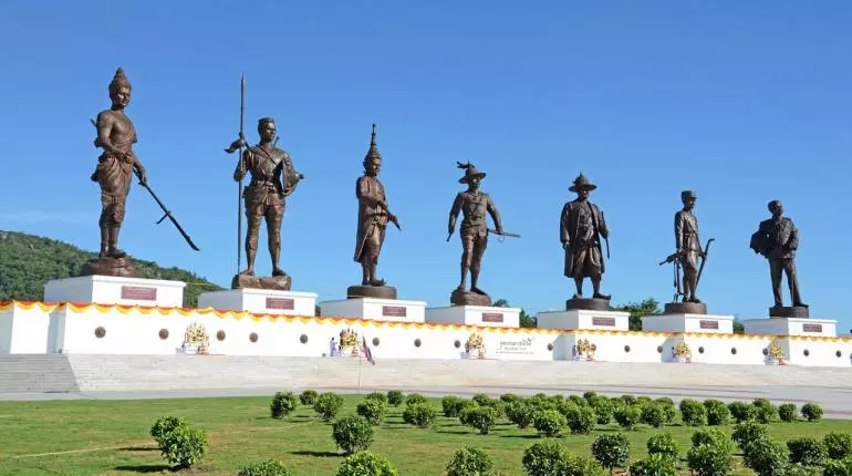 กูเกิล เผยสุดยอดคำค้นปี 58 รู้ไหมคนไทยชอบ 'เชือกวิเศษ - รักนะเป็ดโง่'