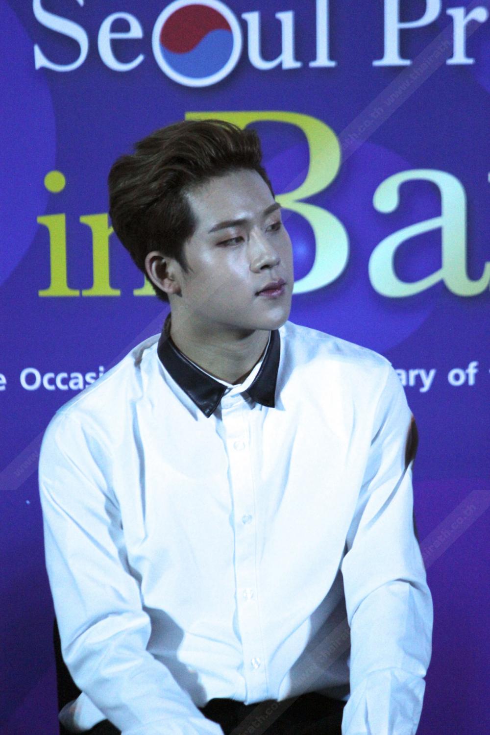แร็ปเปอร์ขอแบบหน้านิ่งเท่ๆ บ้าง
