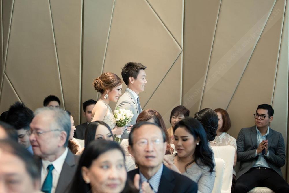 จะเข้าพิธีแล้ว ตื่นเต้นๆ