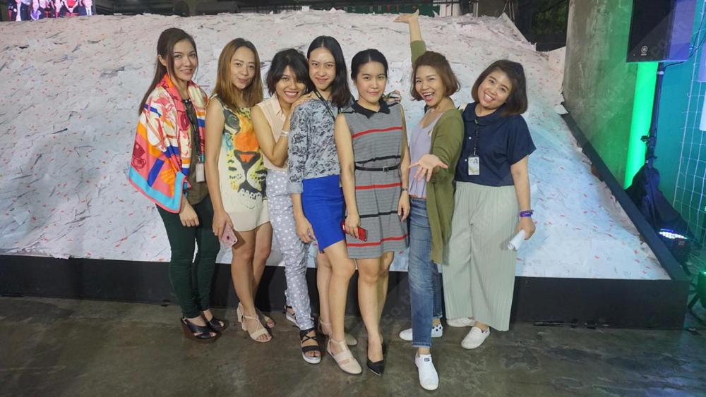 บรรดากองเชียร์