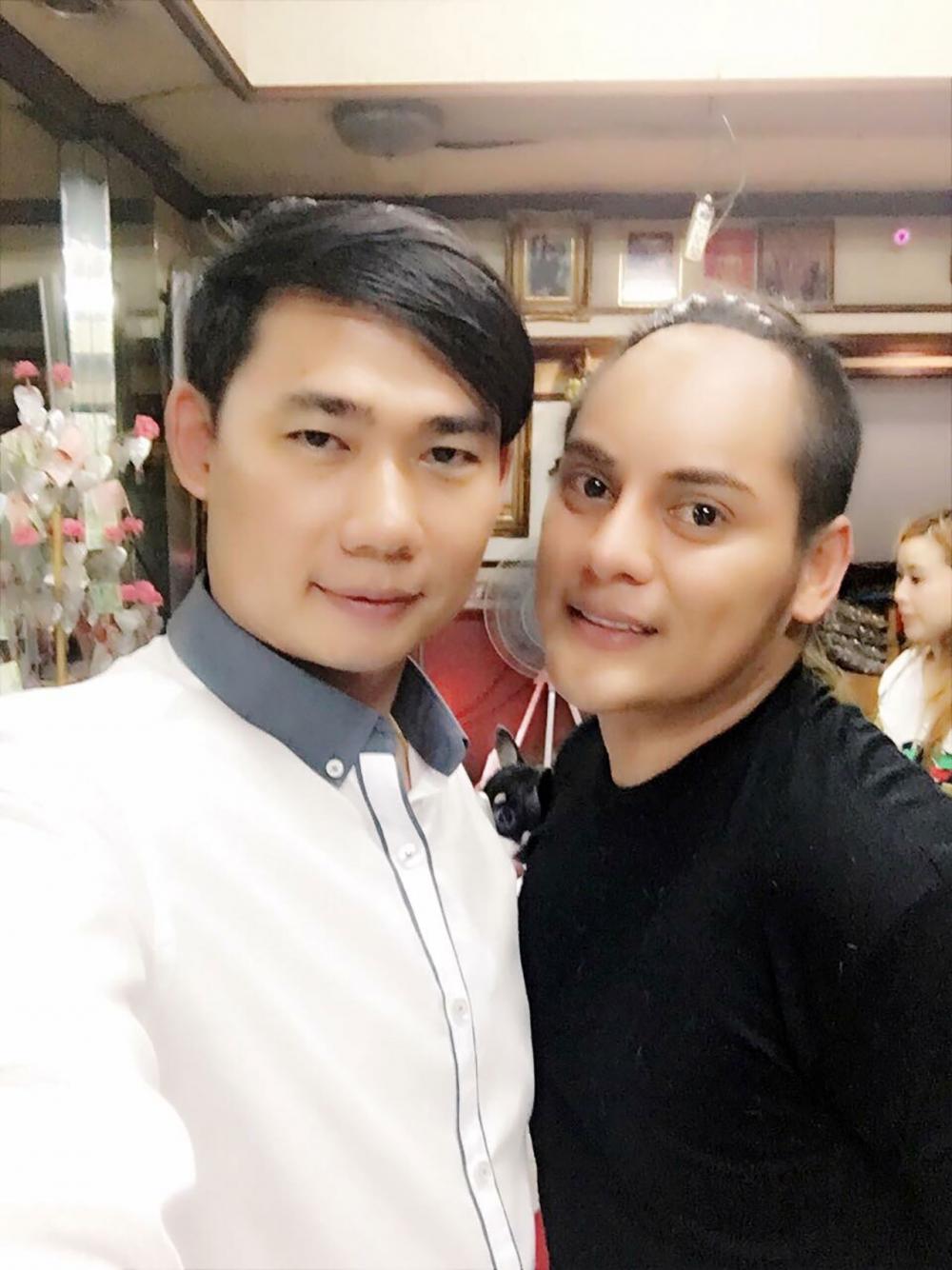 ไม่ใช่แฟนนะ อย่าเข้าใจผิด ริน อนุศิษฏ์ เป็นน้องสนิทที่ป๋องเข้ามาช่วยๆ ดูธุรกิจให้ด้วย