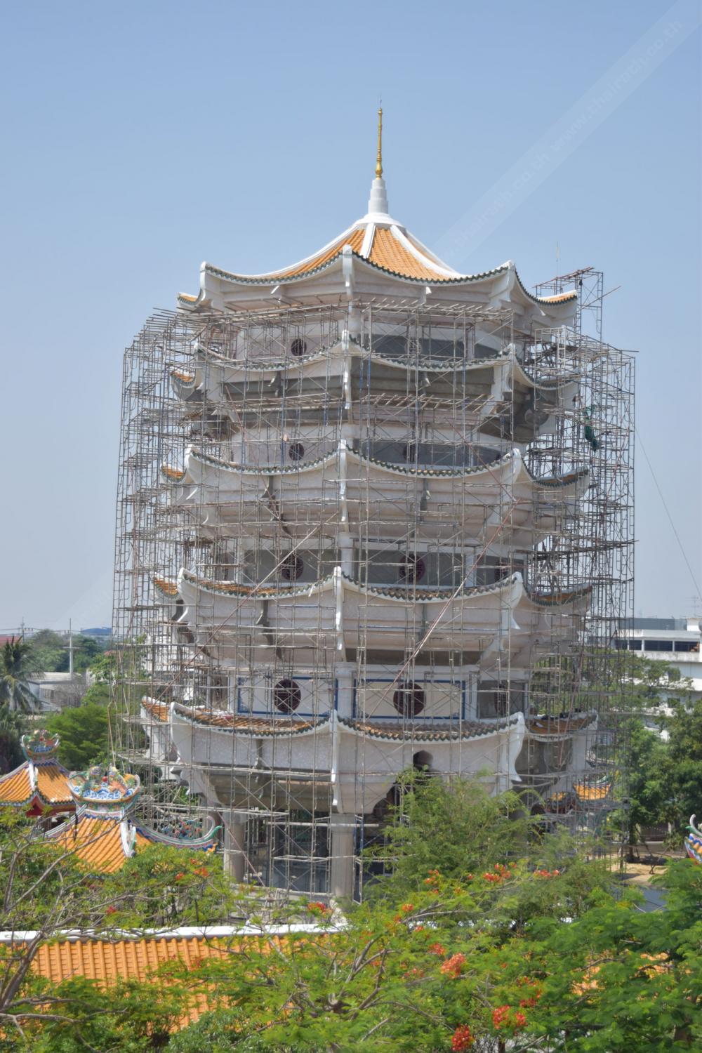 เจดีย์พุทธบัญชา ที่ยังสร้างไม่เสร็จ