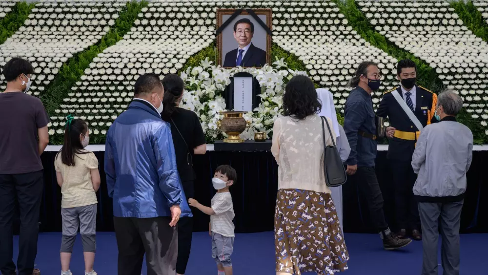 เปิดปมจม.สั่งลานายกเล็กกรุงโซล จุดประเด็นปัญหาล่วงละเมิดทางเพศในที่ทำงาน