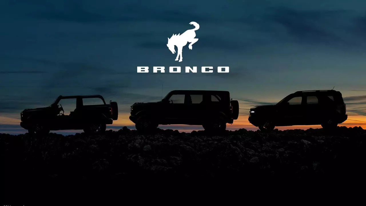 มุ้งมิ้งวิ่งลุยฝุ่น โผล่แล้ว สุดหล่อสายลุย FORD NEW BRONCO 2021