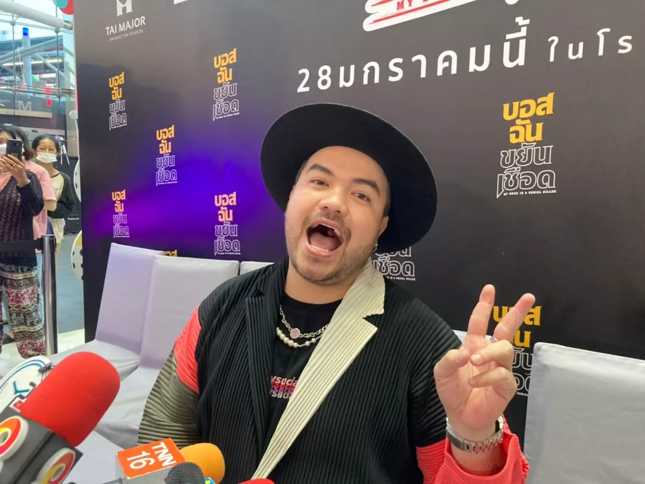 โอ๊ต ปราโมทย์ เลิกเล่นทวิตเตอร์ หลังเจอดราม่า “พี่ขอจับไข่หน่อยครับ” (คลิป)