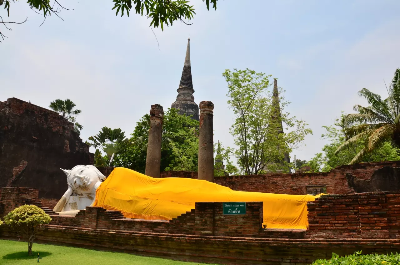 ไหว้พระวัดใหญ่ชัยมงคล 2 จุดน่าท่องเที่ยว อนุสรณ์ชัยชนะสมเด็จพระนเรศวร