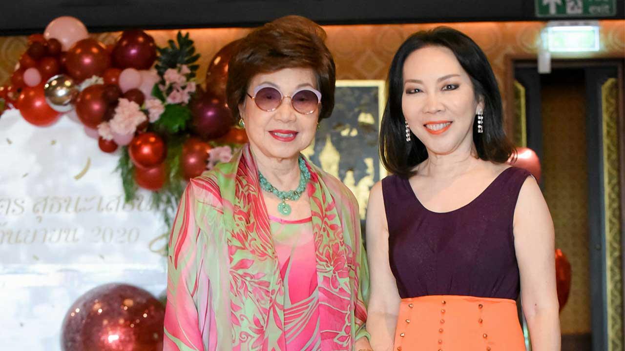สุภาพรรณ พิชัยรณรงค์สงคราม ร่วมยินดีกับ รุจิตร สุธนะเสรีพร.