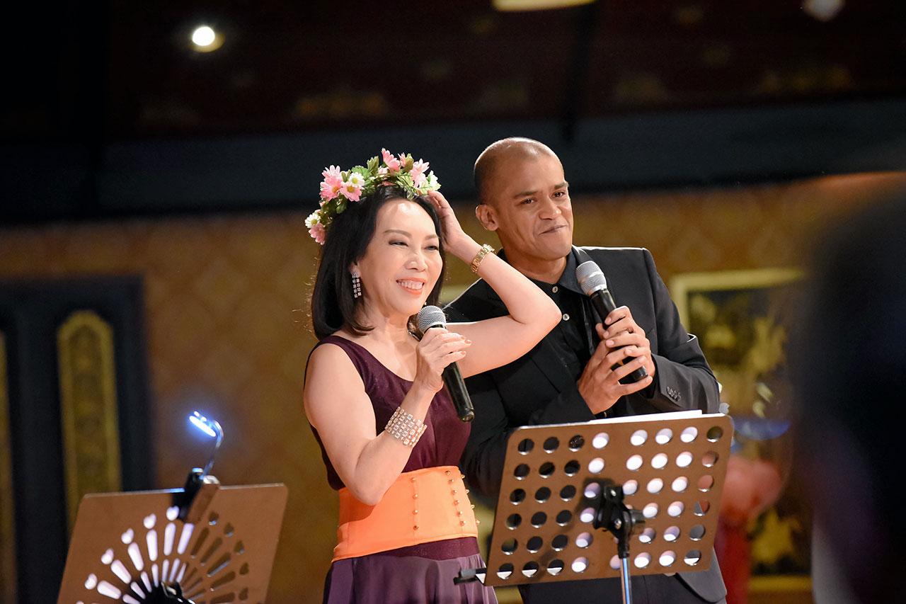 เบิร์ธเดย์เกิร์ล!! รุจิตร สุธนะเสรีพร ร่วมโชว์น้ำเสียง.