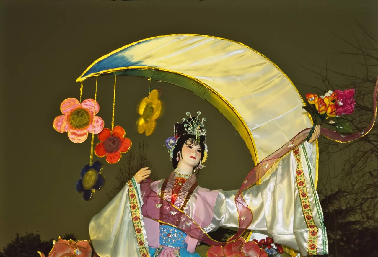 ทำไมต้อง "ไหว้พระจันทร์" เทศกาลแห่งความสุข สำคัญรองจาก "ตรุษจีน"