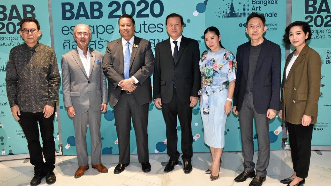 รอไปชม ศ.ดร.อภินันท์ โปษยานนท์ แถลงข่าวการจัดงาน “บางกอก อาร์ต เบียนนาเล่ 2020” พร้อมประกาศ 82 ศิลปินเข้าร่วมแสดงผลงาน “ศิลป์สร้างทางสุข” โดยมี ฐาปนีย์ เกียรติไพบูลย์ และ จิรุตถ์ อิศรางกูร ณ อยุธยา มาร่วมงานด้วย ที่อาคารไทยเบฟควอเตอร์ วันก่อน.