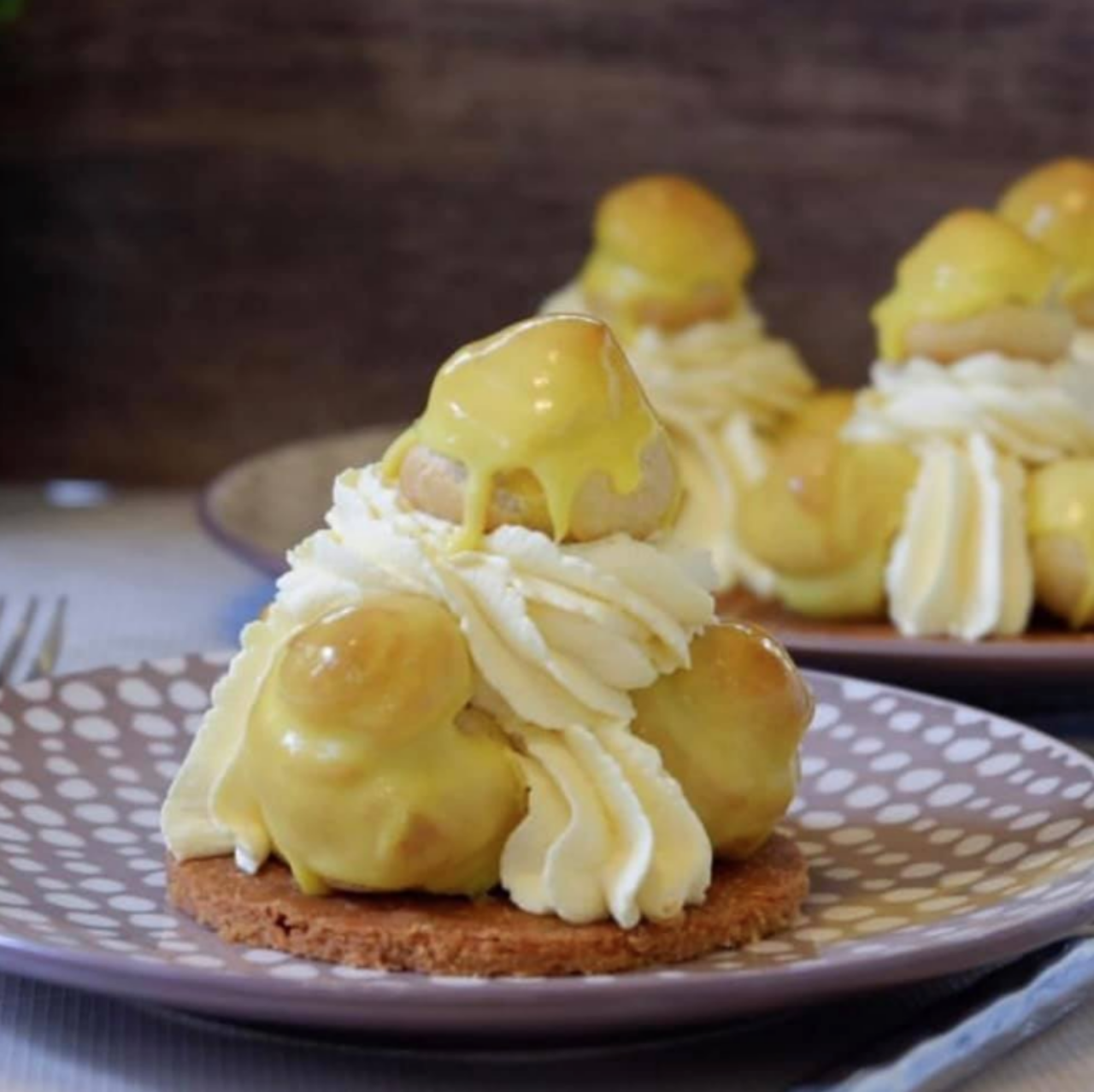 Saint Honore ขนมอบของฝรั่งเศส / Photo : Baked by Win