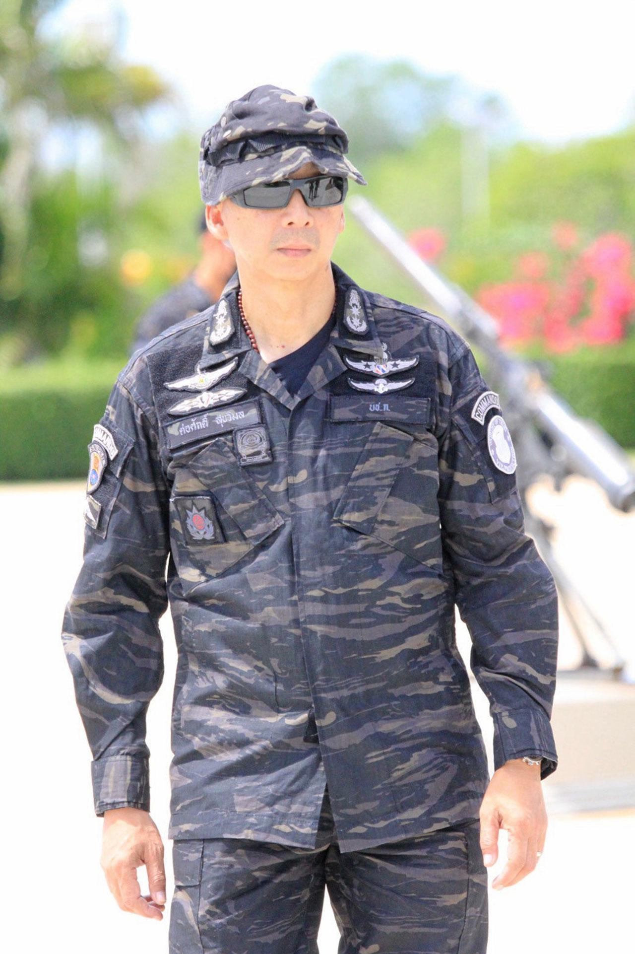 พล.ต.ต.ต่อศักดิ์ สุขวิมล