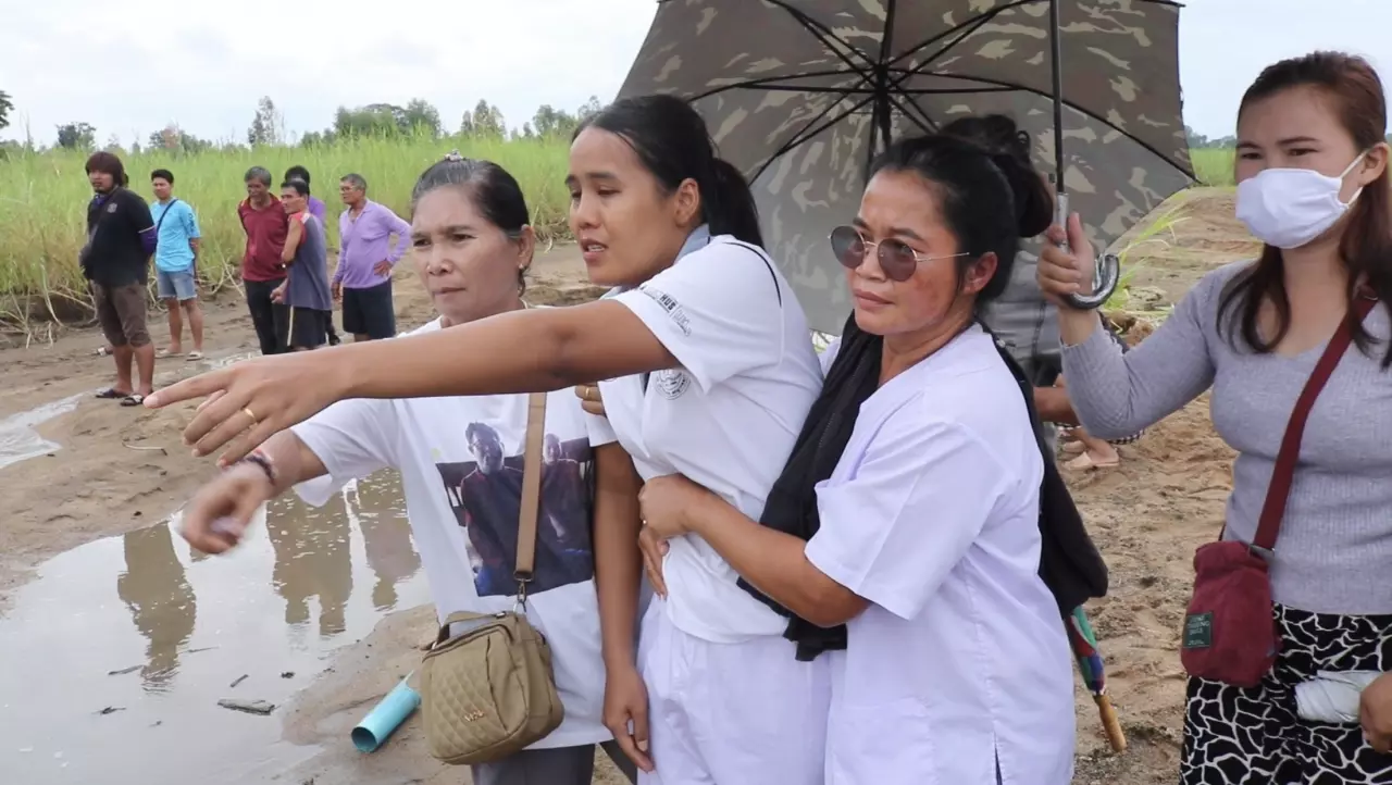 อายุตะเคียน "แม่ขันทอง" ให้โชครวยทั้งตำบล ชาวบ้านลงขันขุดขึ้นจากน้ำ