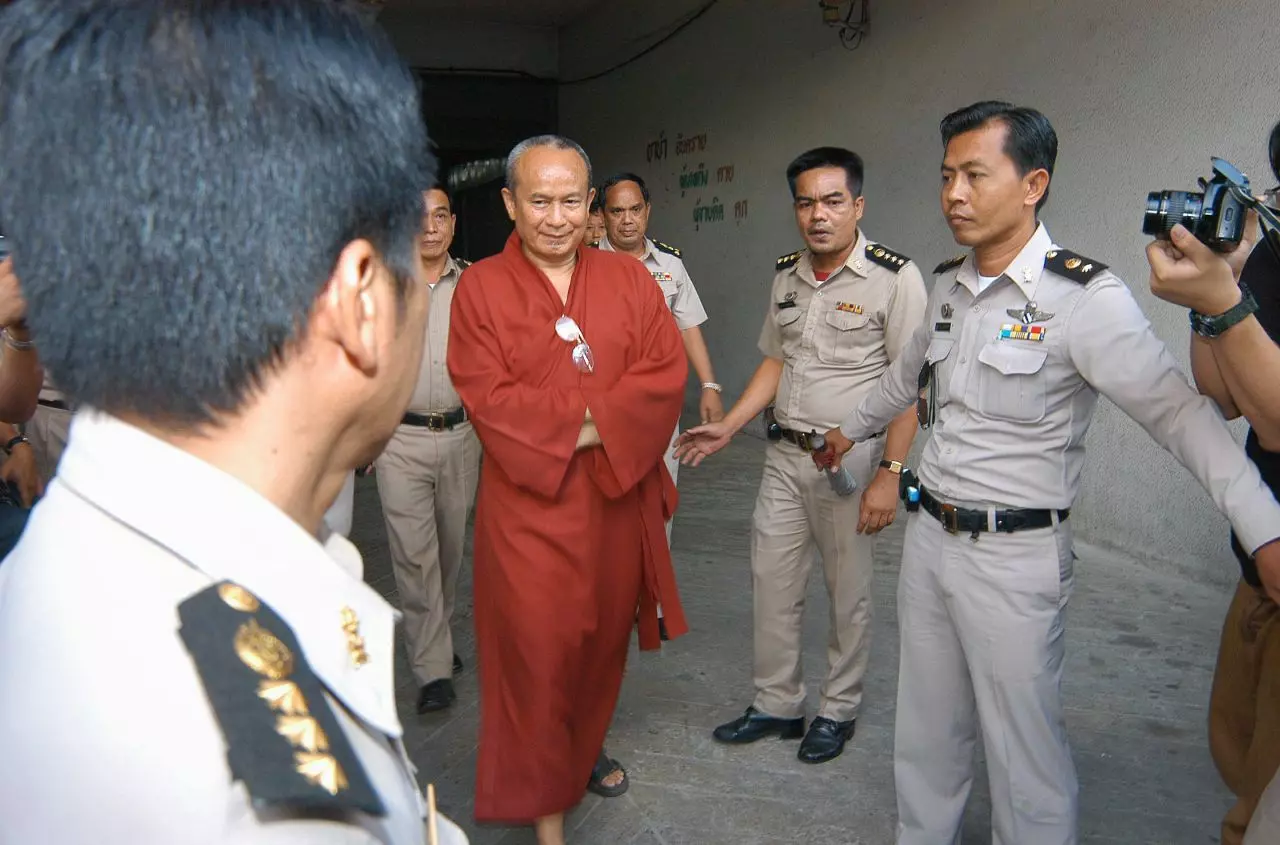 รวมพระฉาว! พระ(แท้)ในตำนาน โด่งดังเป็น 'คดีความ' ทุกรูป
