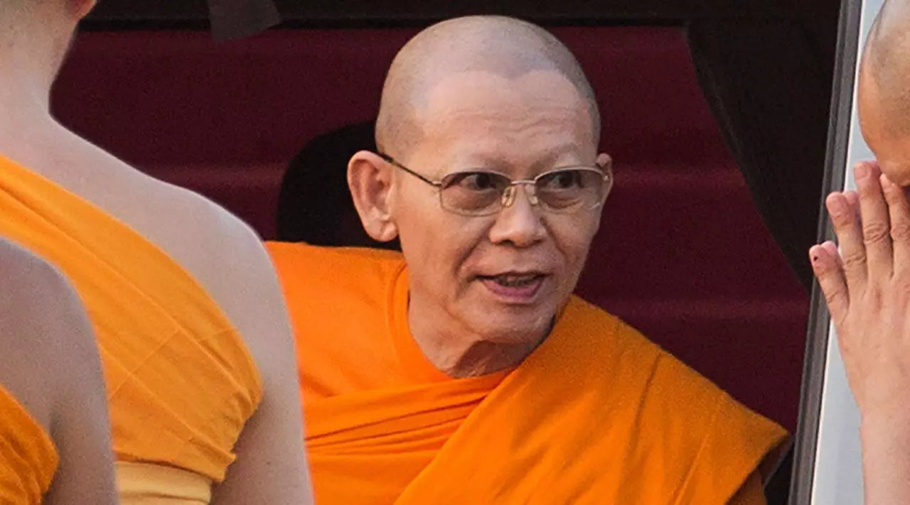 รวมพระฉาว! พระ(แท้)ในตำนาน โด่งดังเป็น 'คดีความ' ทุกรูป
