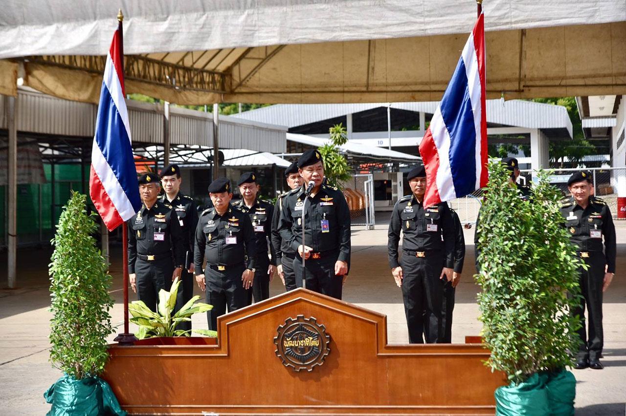 เสธ.นทพ.ปล่ยแถวทหารช่วยเหลือ ปชช.