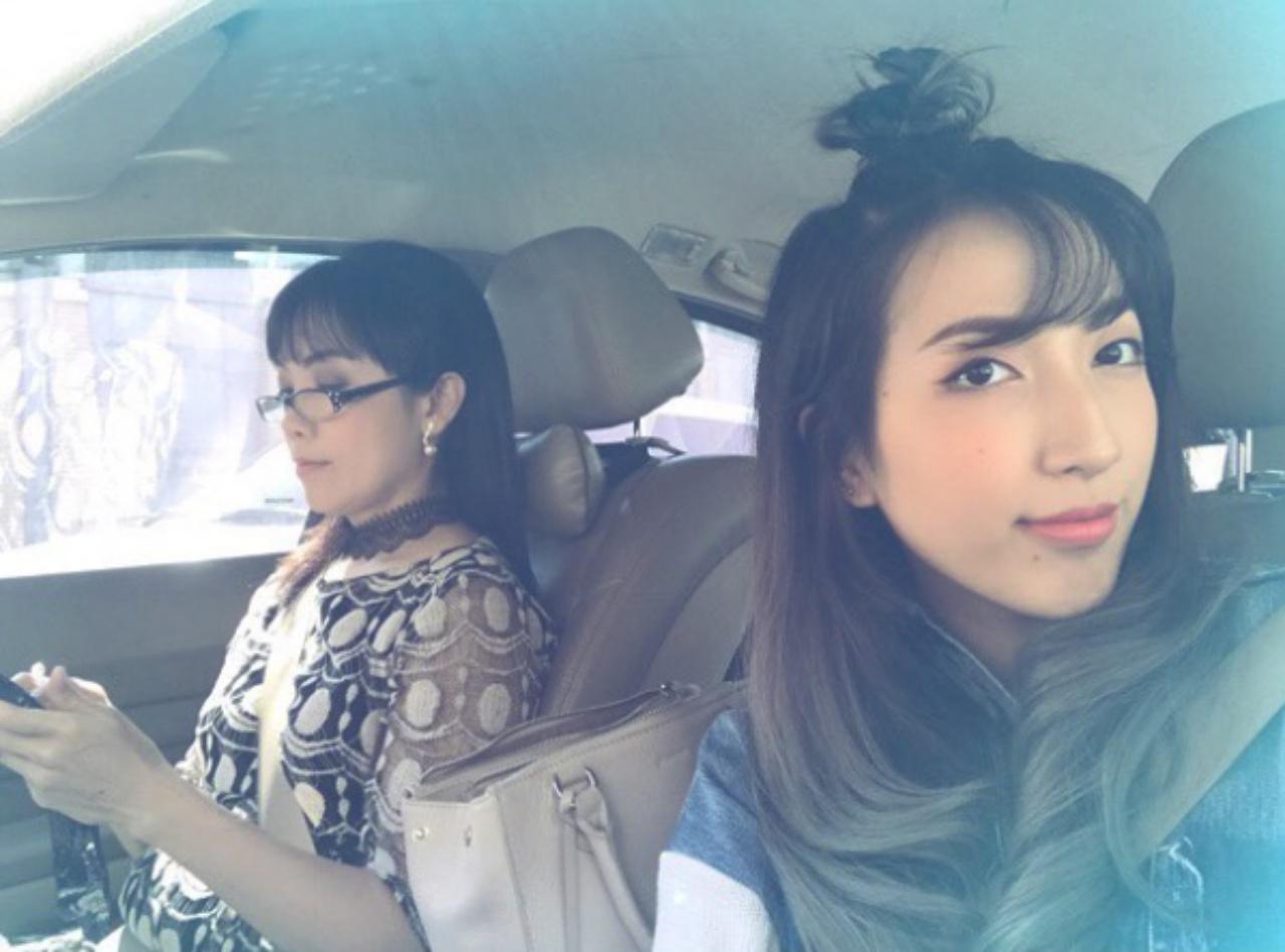 น้องเฟิร์ท กับคุณแม่ตัวติดกันไม่ค่อยห่าง