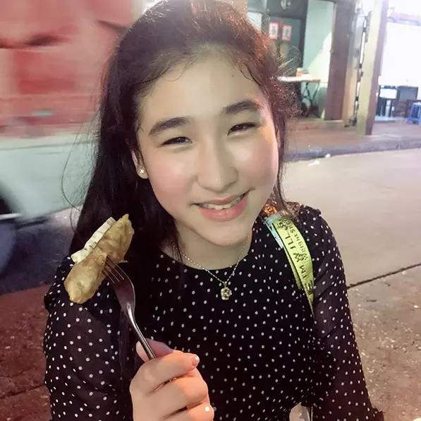 โอ้โห! ลูกสาว พีท ทองเจือ โตเป็นสาวสวย จ่อแจ้งเกิดเข้าวงการ